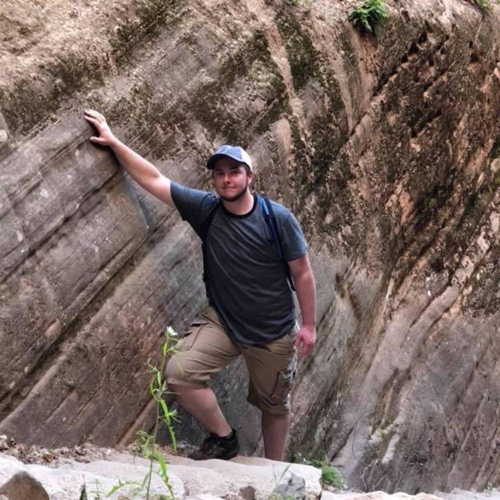 Meet your Posher, Hunter